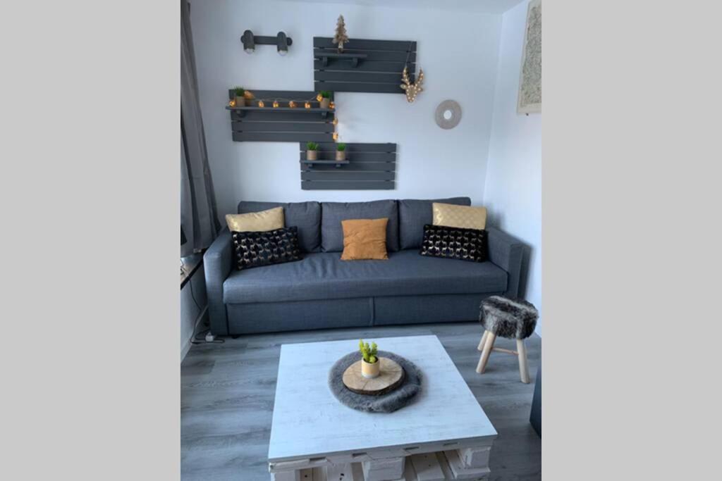 Studio 1600 Pied Des Pistes Avec Magnifique Vue Puy-Saint-Vincent Luaran gambar